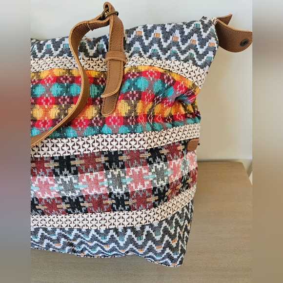 Noonday Collection Multicolor Patterned Tote - Picture 4 of 14